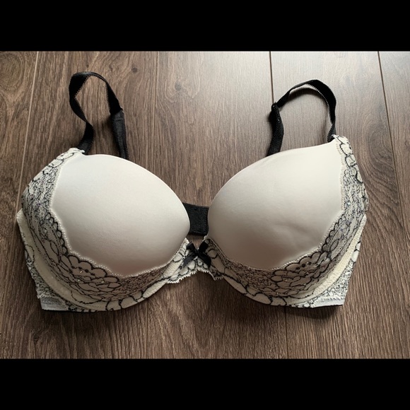 Victoria's Secret Other - Victoria’s Secret Dream Angels Push Up Bra